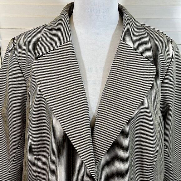 Lane Bryant Jacket Size 28 Stretch Contemporary Pinstripe NWT - Picture 3 of 15